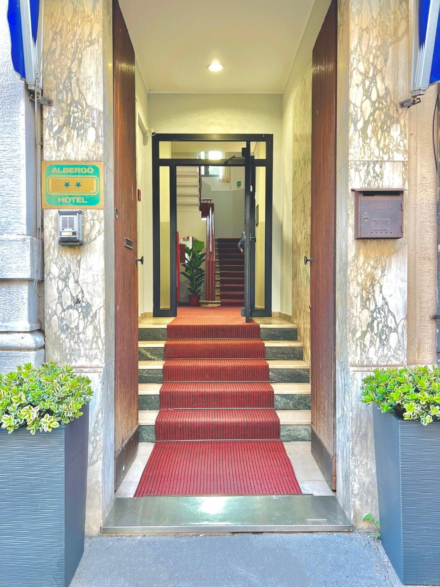 Hotel Sara Milano Exteriör bild